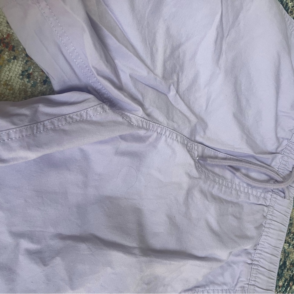 H&M Purple Cargo Shorts with Relaxed Fit and Elastic Waistband - Picture 2 of 8